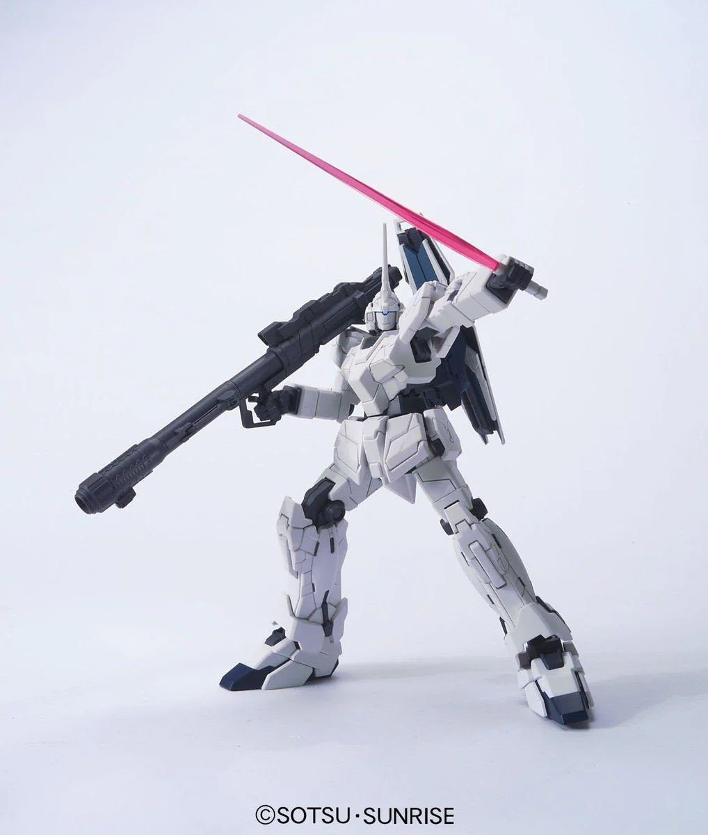 HGUC 1/144 #101 RX-0 Unicorn Gundam (Unicorn Mode) - Image 4