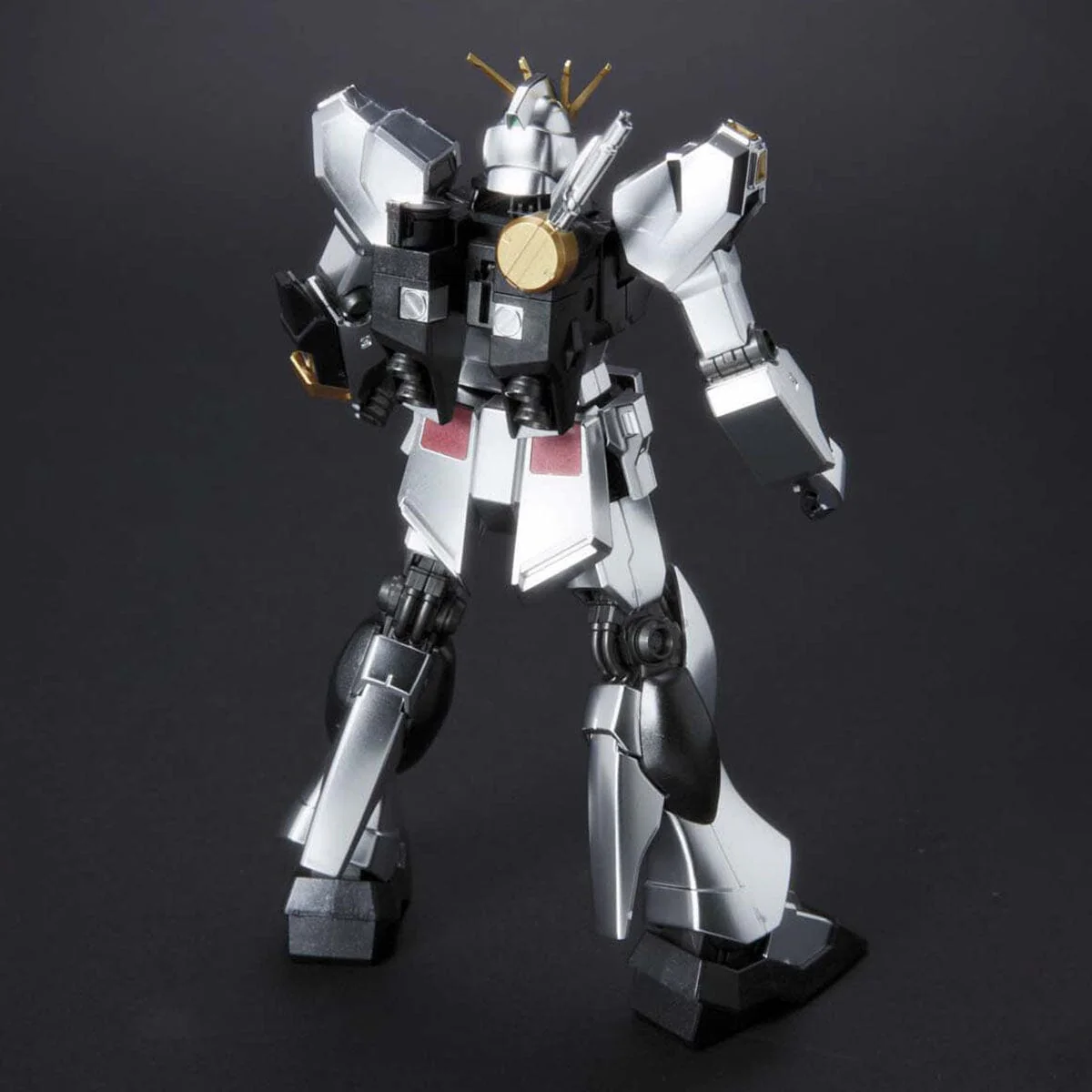 HGUC 1/144 Nu Gundam (Metallic Coating Ver.) - Image 4