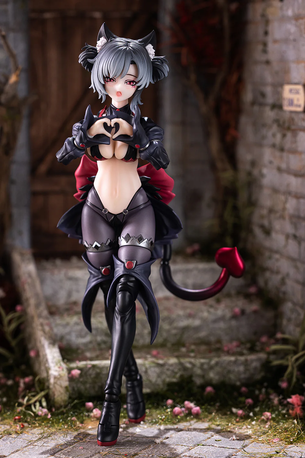 Witch of the Other World Apprentice Witch Hoshikawa Cat (Black Hair Ver.) 1/12 Scale Action Figure - Image 10