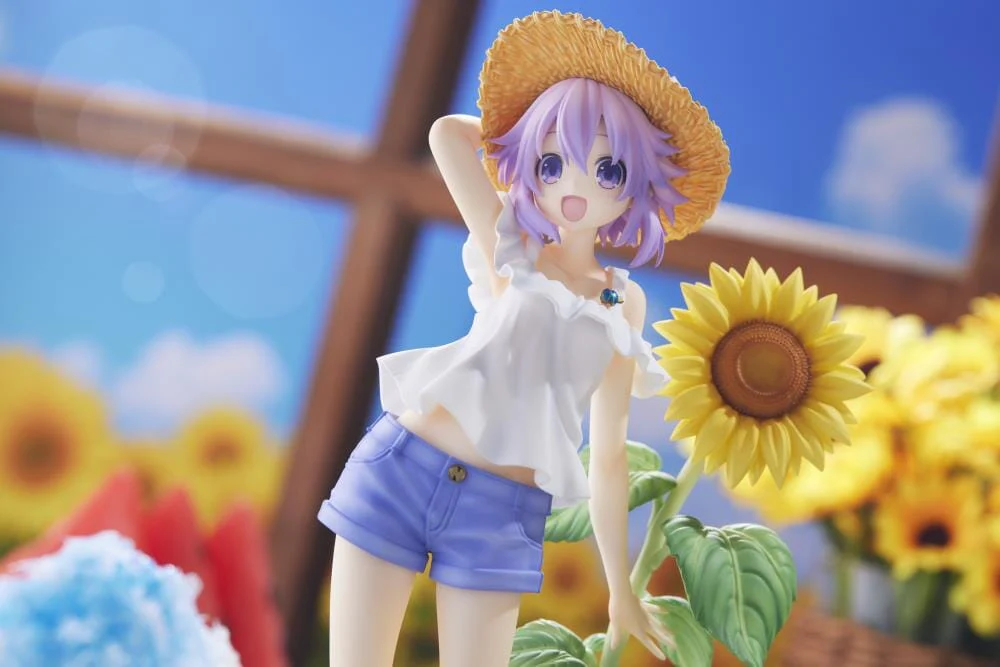 Hyperdimension Neptunia Neptune (Summer Vacation Ver.) 1/7 Scale Limited Edition Figure - Image 7