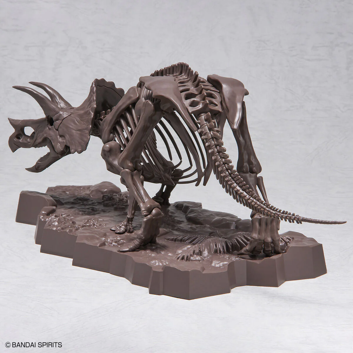 Imaginary Skeleton Triceratops 1/32 Scale - Image 3