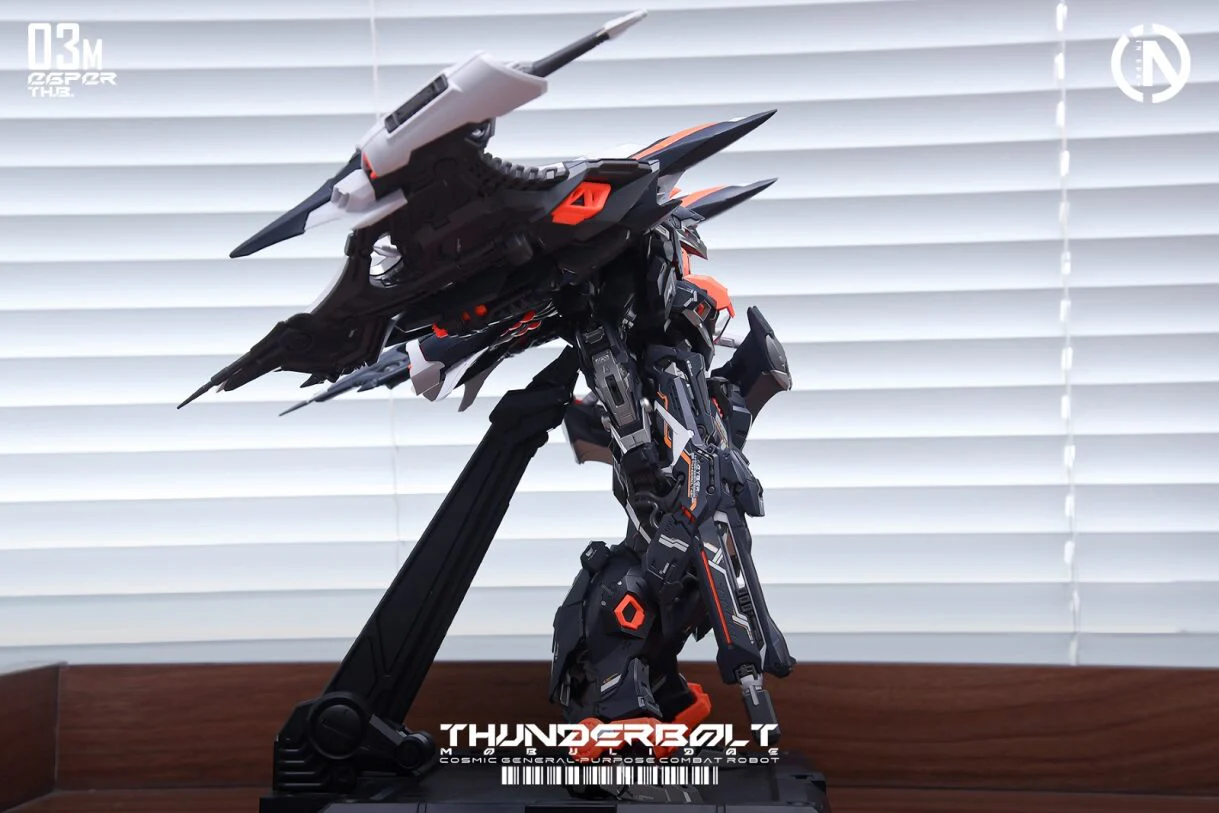 Infinity Nova THB-03M Thunder-Speed Manta Ray 1/100 Scale Plastic Model - Image 8