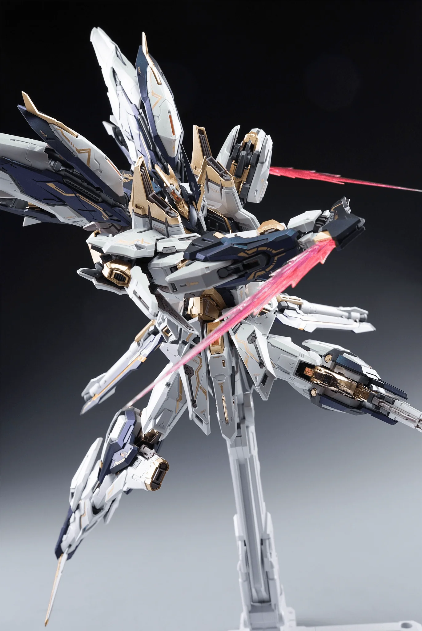 Infinity Nova Aurora 1/100 Scale Model Kit - Image 17