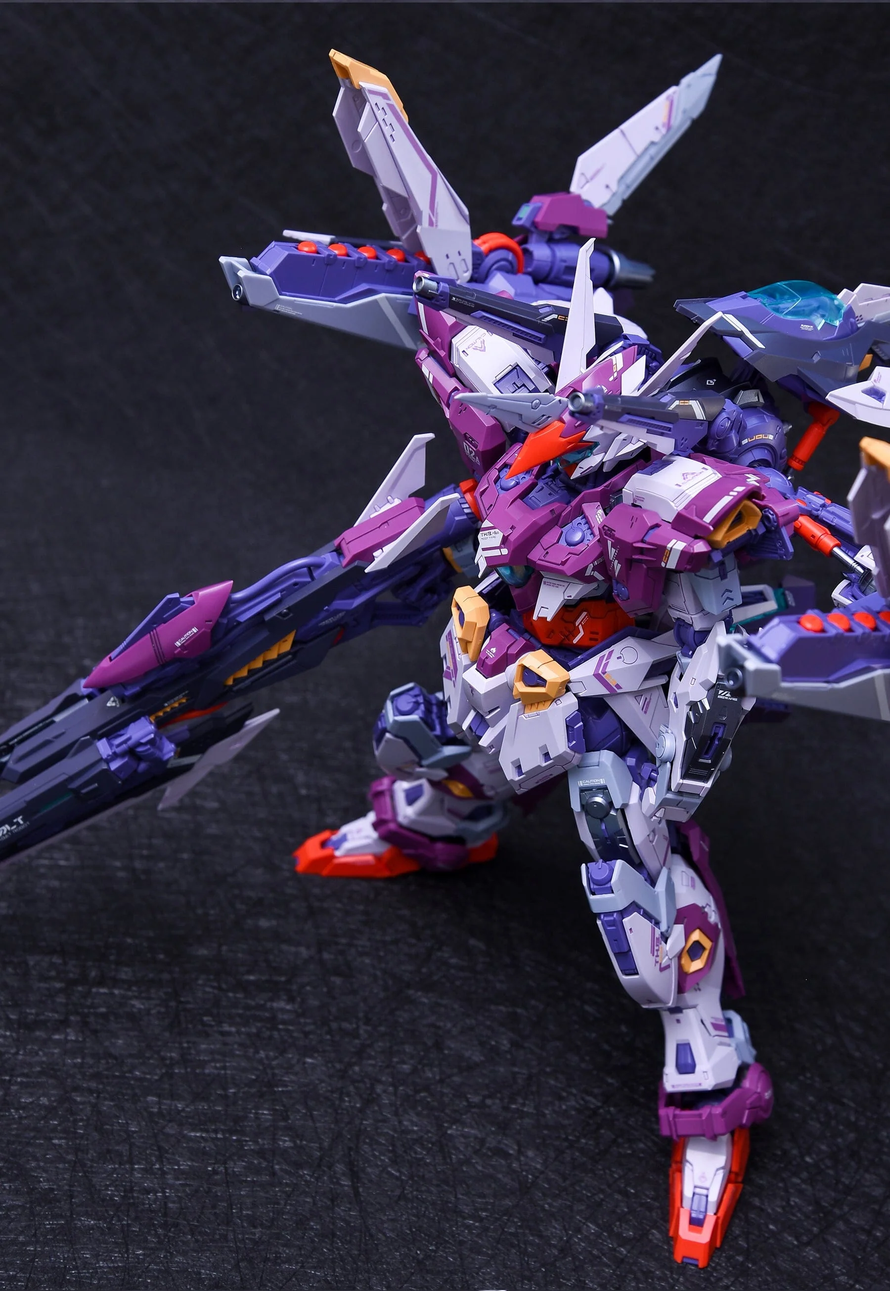 Infinity Nova THB-02A Thunderbolt 1/100 Scale Model Kit - Image 11