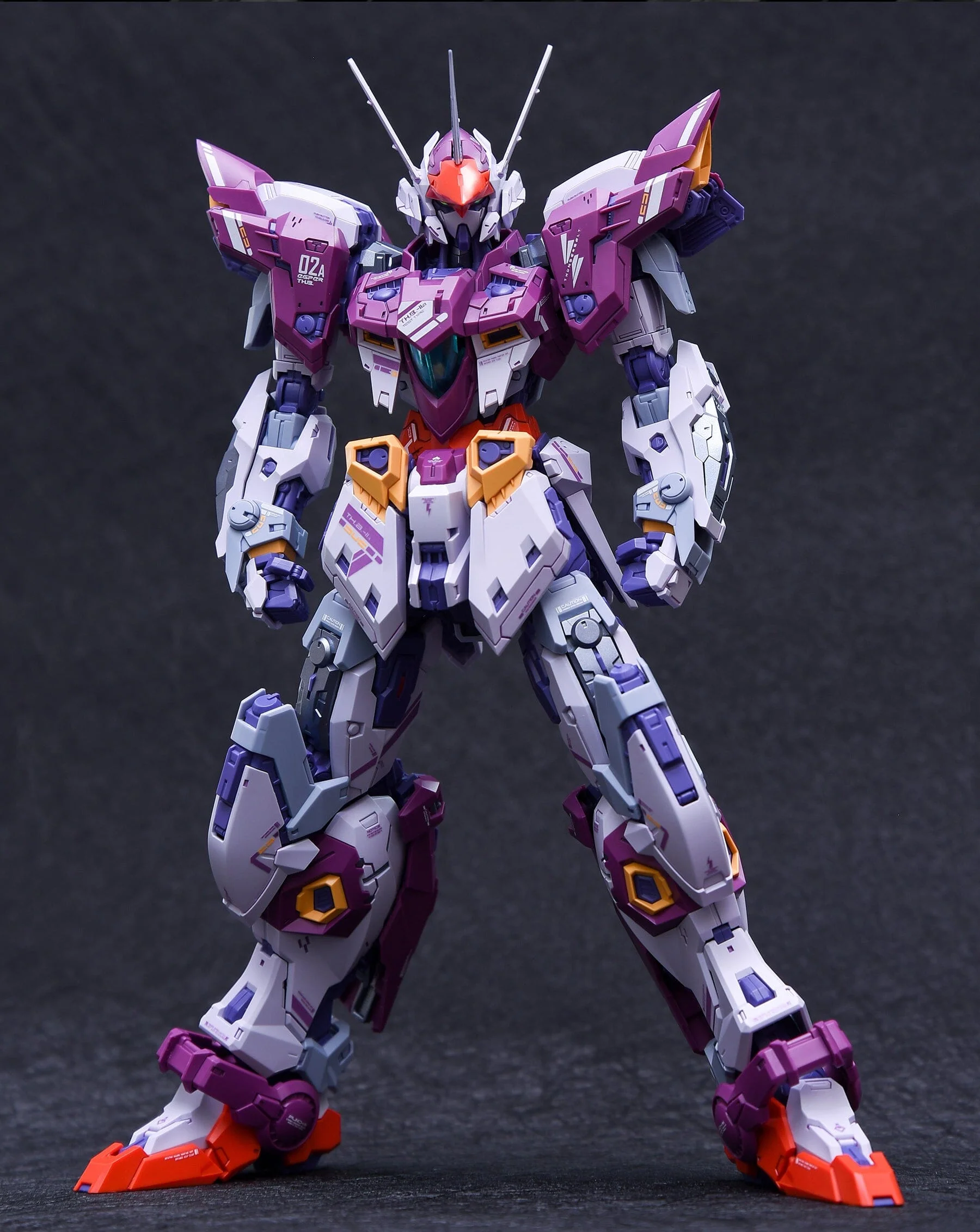Infinity Nova THB-02A Thunderbolt 1/100 Scale Model Kit - Image 2