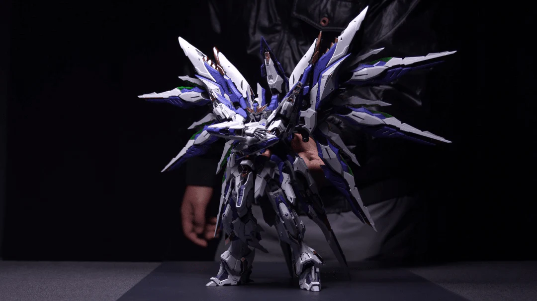 Infinity Nova Sky Defender (Deluxe Version) 1/72 Scale Model Kit - Image 4