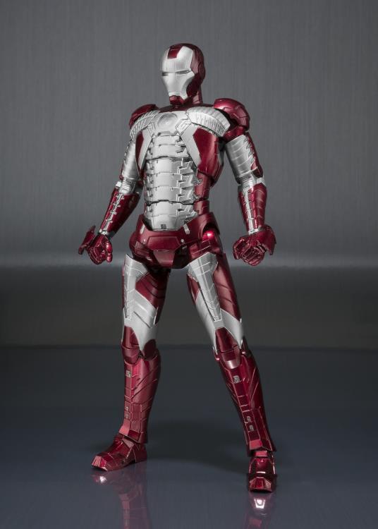 Iron Man 2 S.H.Figuarts Iron Man Mark V & Hall of Armor Set - Image 4