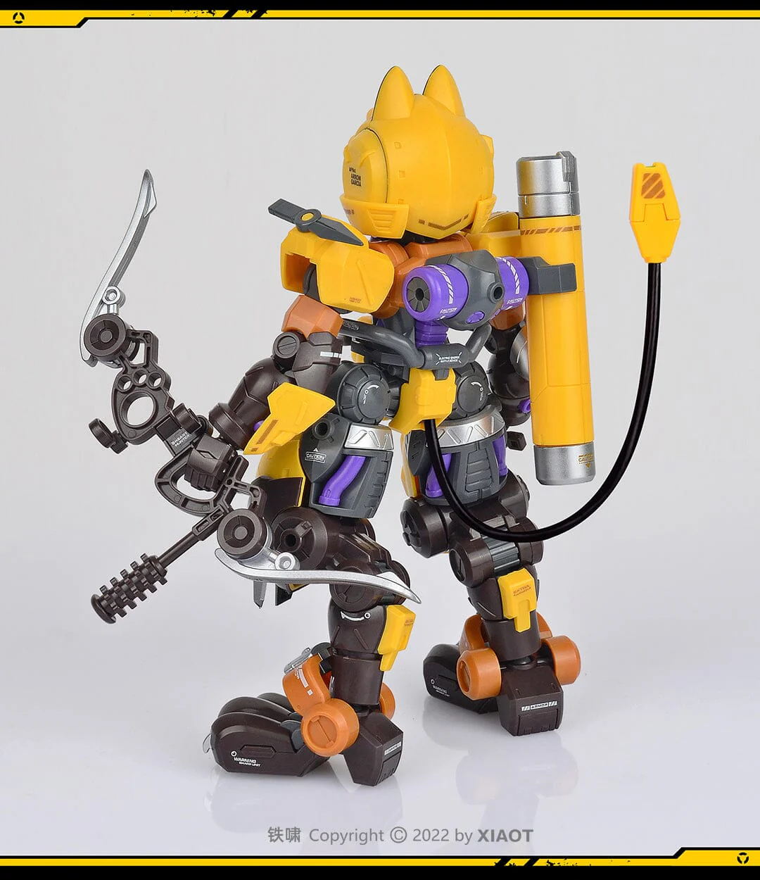 Iron Roars Maneuver Armored Walker C.A.T.-02 Arrow Garcia 1/60 Scale Model Kit - Image 5