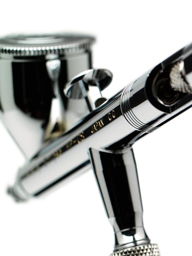 IWATA Eclipse HP-CS Gravity Feed Dual Action Airbrush - Image 3