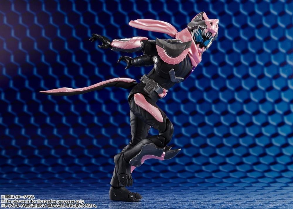 Kamen Rider Revice S.H.Figuarts Kamen Rider Vice Rex Genome - Image 6