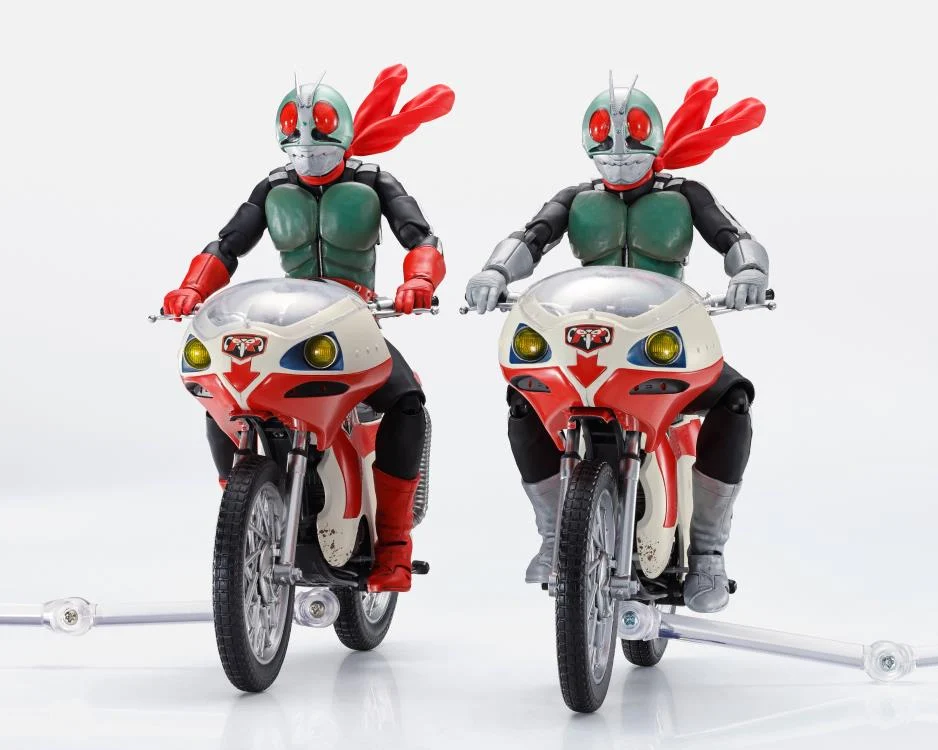 Kamen Rider S.H.Figuarts New Cyclone (Legendary Showa Masked Riders Edition) - Image 8