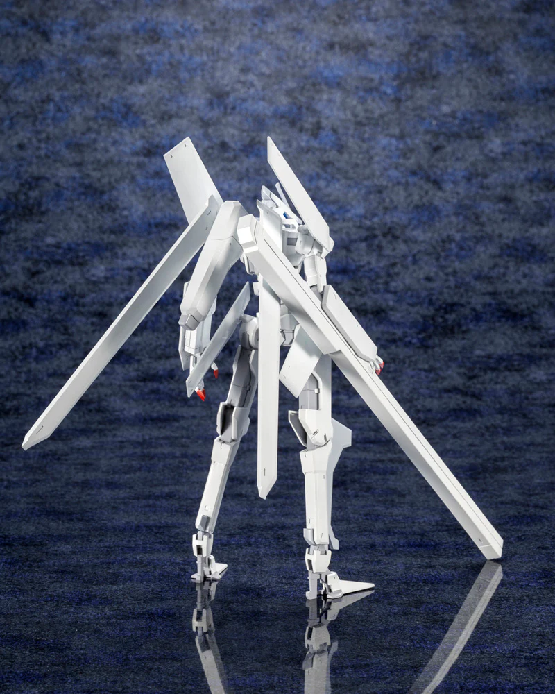 Knights of Sidonia: Love Woven in the Stars Type 20 Guard Yukimori 1/100 Scale Model Kit - Image 2