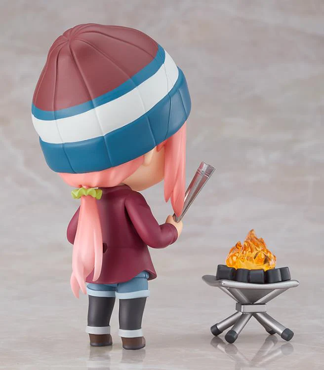 Laid-Back Camp Nendoroid No.1623-DX Nadeshiko Kagamihara (Solo Camp Ver.) - Image 5