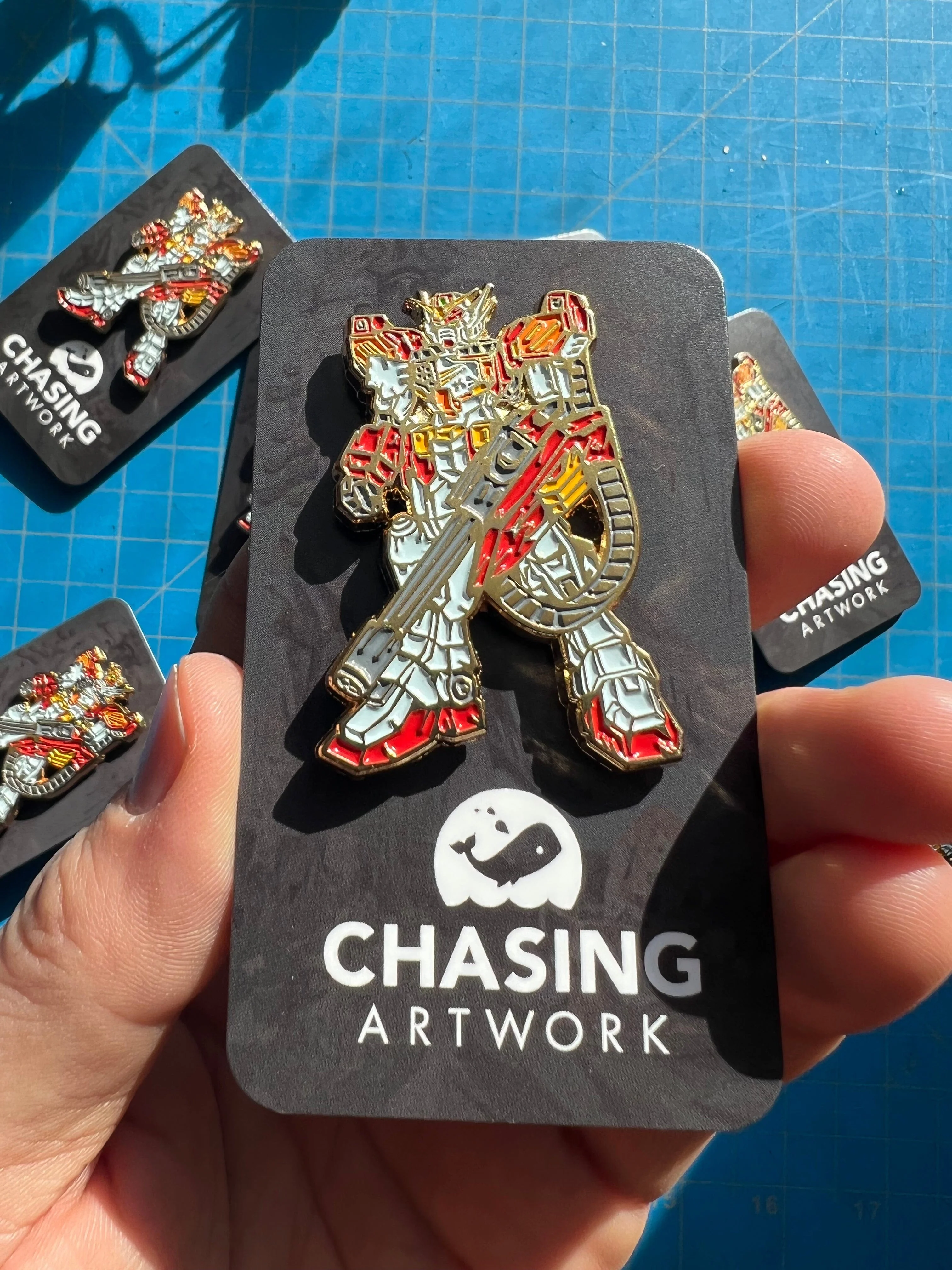 Limited Chasing Artwork Gundam Heavyarms Enamel Pin - Image 2