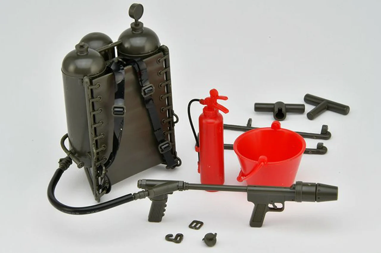 Little Armory LA101 Flamethrower M2 Type 1/12 Scale Accessory Set - Image 2