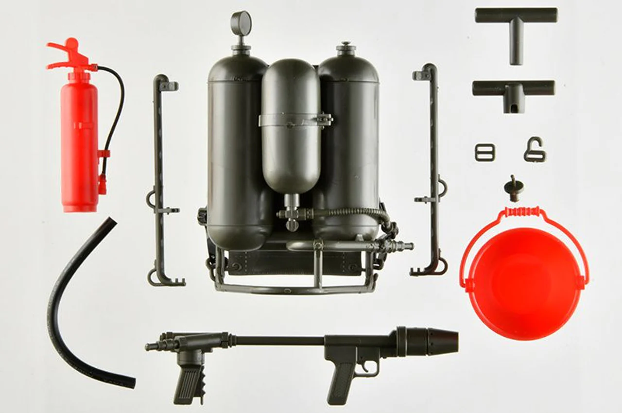 Little Armory LA101 Flamethrower M2 Type 1/12 Scale Accessory Set - Image 8