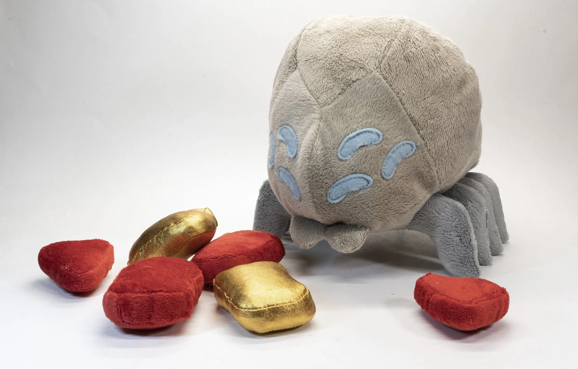 Loot Bug Plush - Image 3