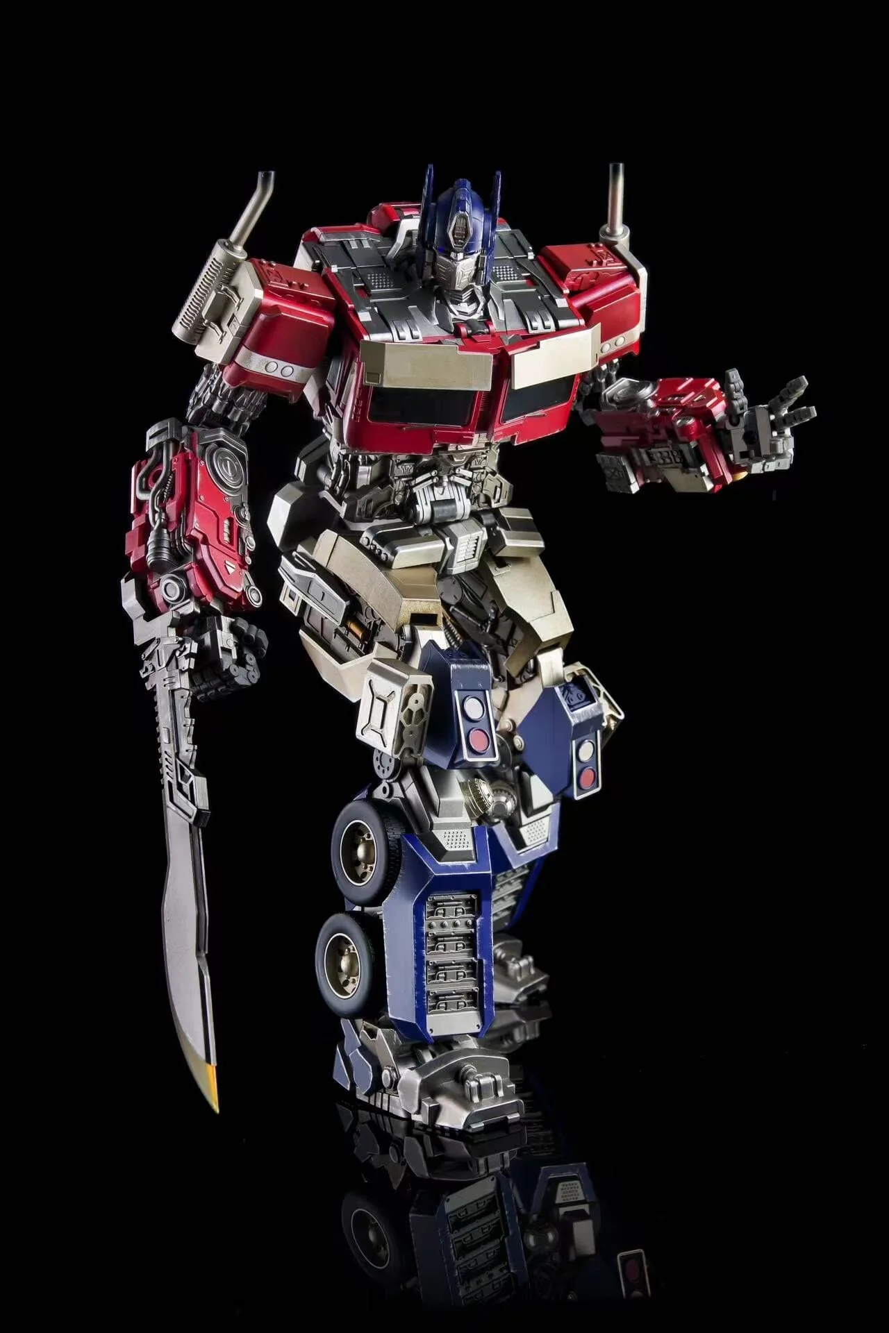 Lucky Cat MVP-01 Atlas Transformable Action Figure - Image 12
