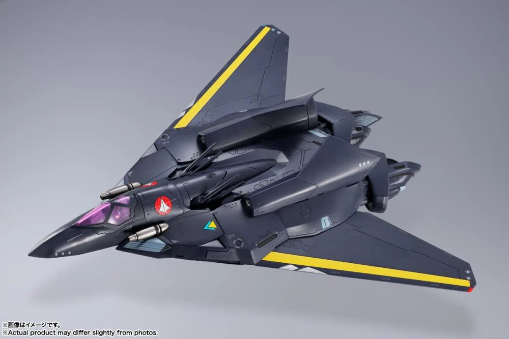 Macross 7 DX Chogokin VF-17S Nightmare Stealth Valkyrie (Gamlin Kizaki) Action Figure - Image 13