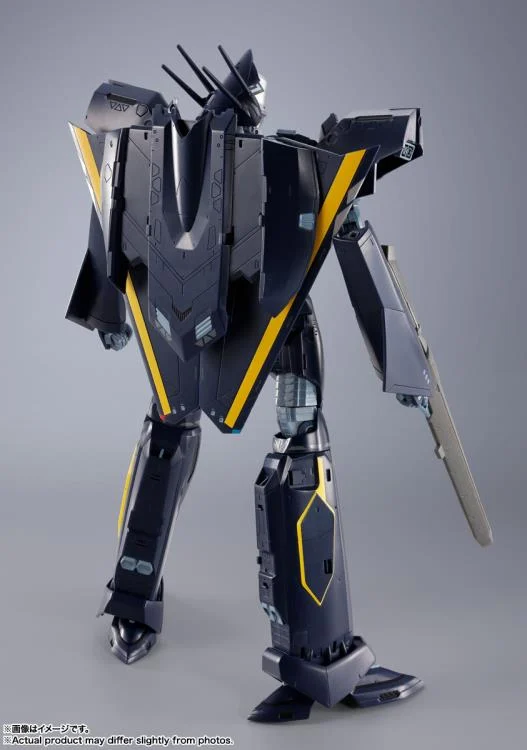 Macross 7 DX Chogokin VF-17S Nightmare Stealth Valkyrie (Gamlin Kizaki) Action Figure - Image 4