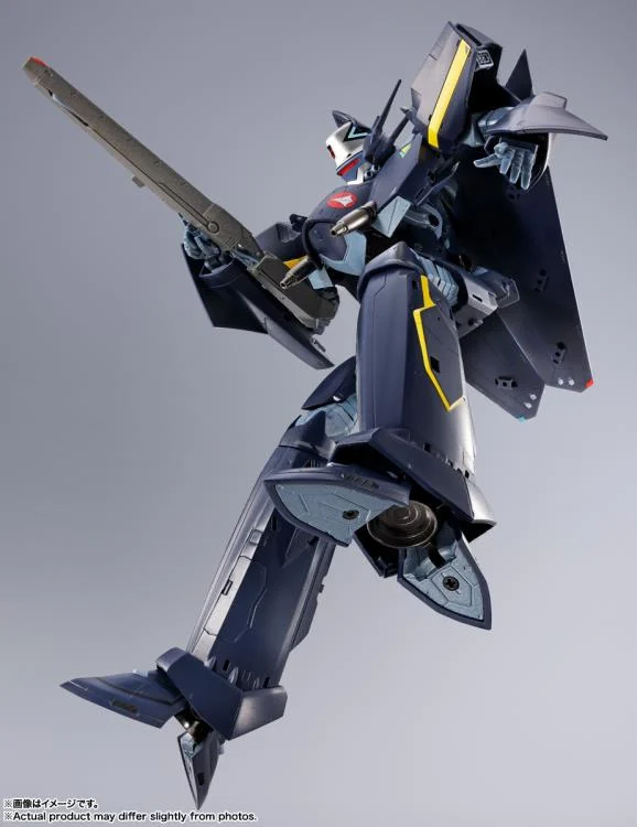 Macross 7 DX Chogokin VF-17S Nightmare Stealth Valkyrie (Gamlin Kizaki) Action Figure - Image 5