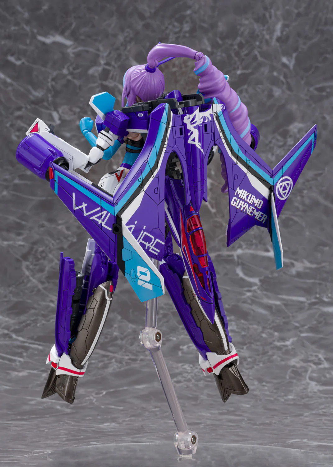 Macross Delta V.F.G. VF-31J Siegfried Mikumo Guynemer Model Kit - Image 22
