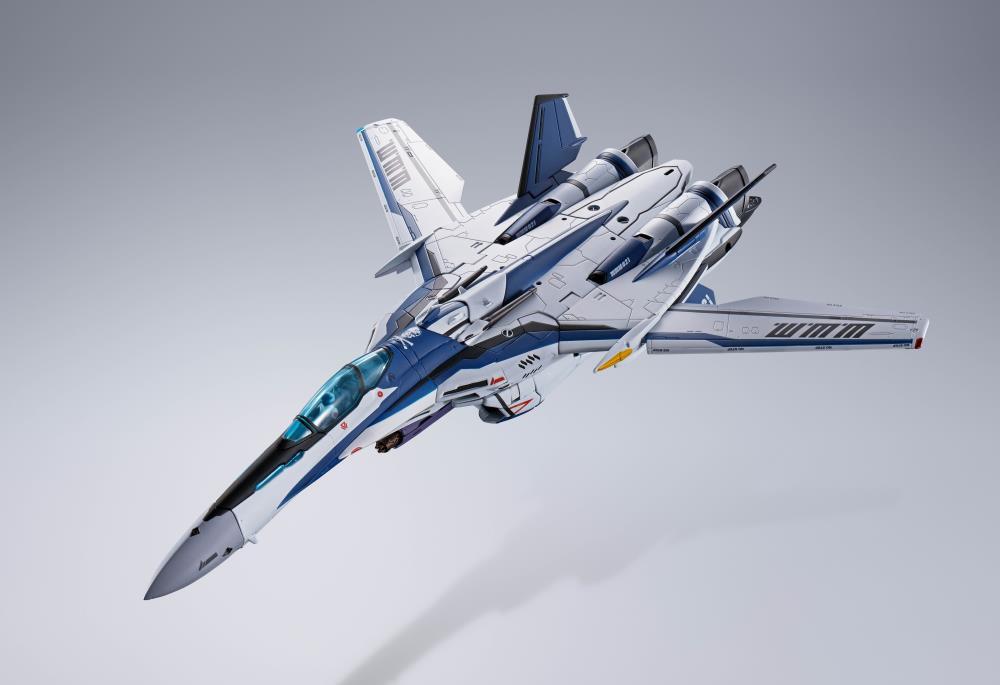Macross Frontier DX Chogokin VF-25 Messiah Valkyrie (Worldwide Anniversary Ver.) - Image 12