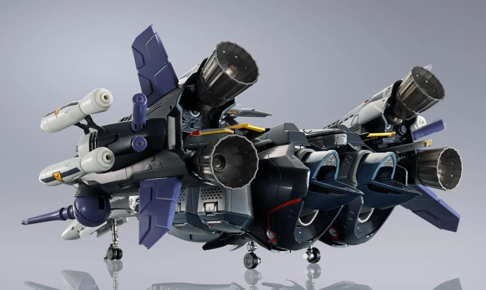 Macross Frontier DX Chogokin VF-25S Armored Messiah Valkyrie (Ozma Lee Machine Revival Ver.) - Image 11