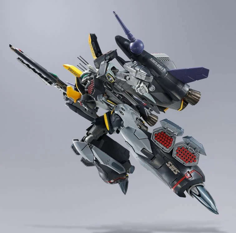 Macross Frontier DX Chogokin VF-25S Armored Messiah Valkyrie (Ozma Lee Machine Revival Ver.) - Image 8