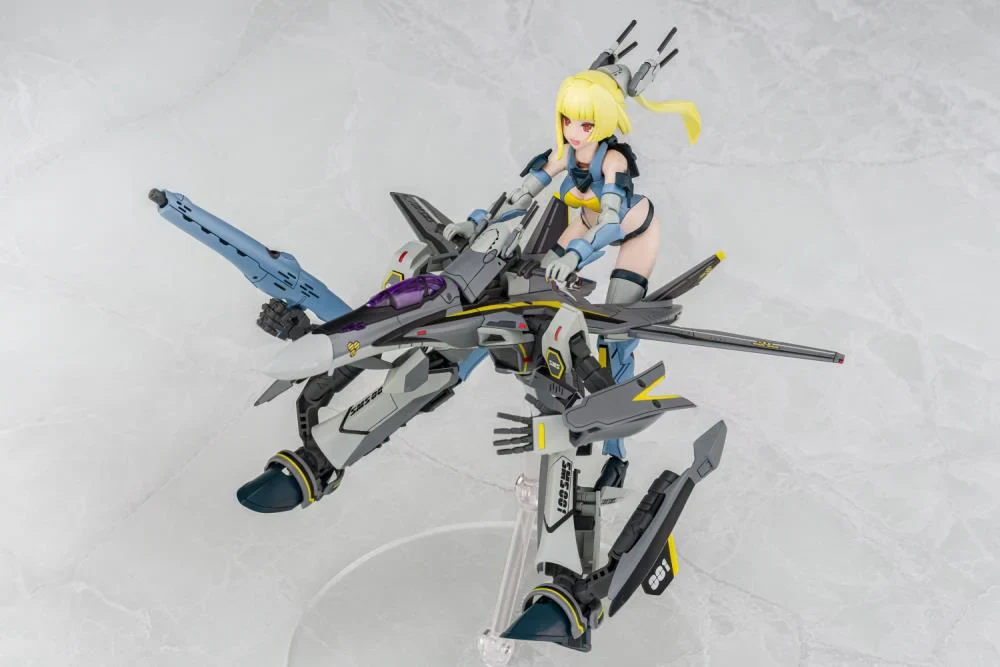 Macross Frontier V.F.G. VF-25S Super Messiah Model Kit - Image 10