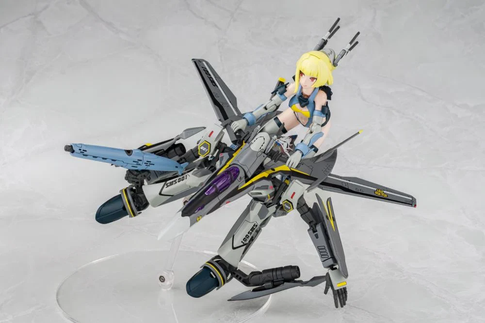 Macross Frontier V.F.G. VF-25S Super Messiah Model Kit - Image 12