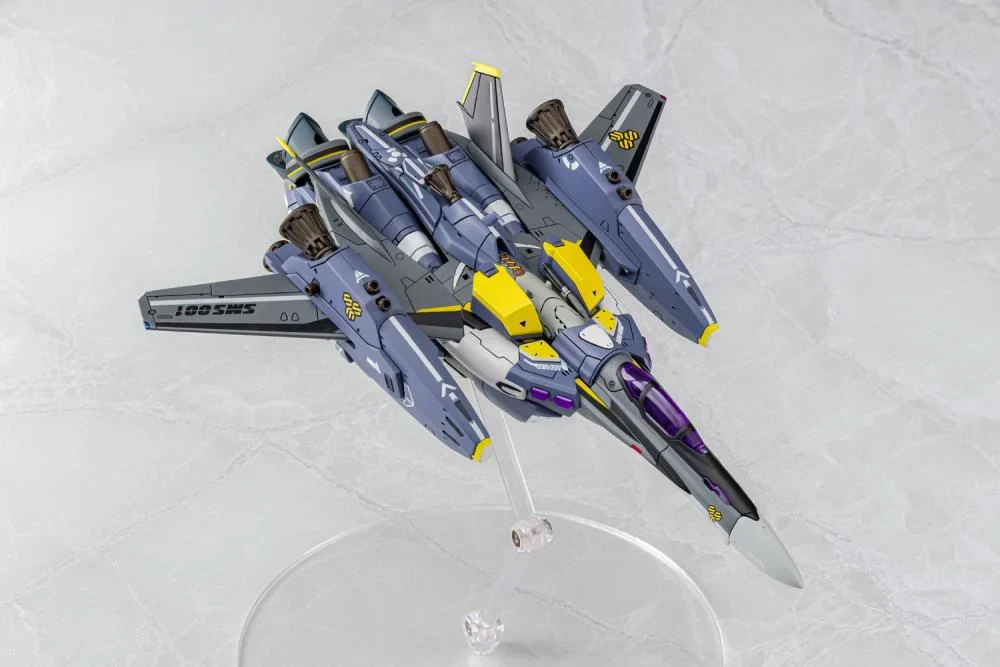 Macross Frontier V.F.G. VF-25S Super Messiah Model Kit - Image 17