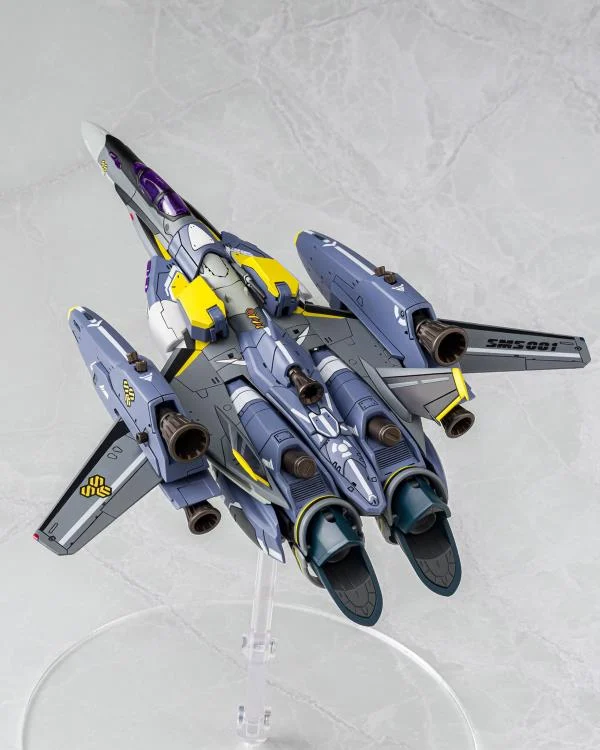 Macross Frontier V.F.G. VF-25S Super Messiah Model Kit - Image 20