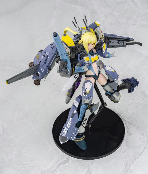 Macross Frontier V.F.G. VF-25S Super Messiah Model Kit - Image 6