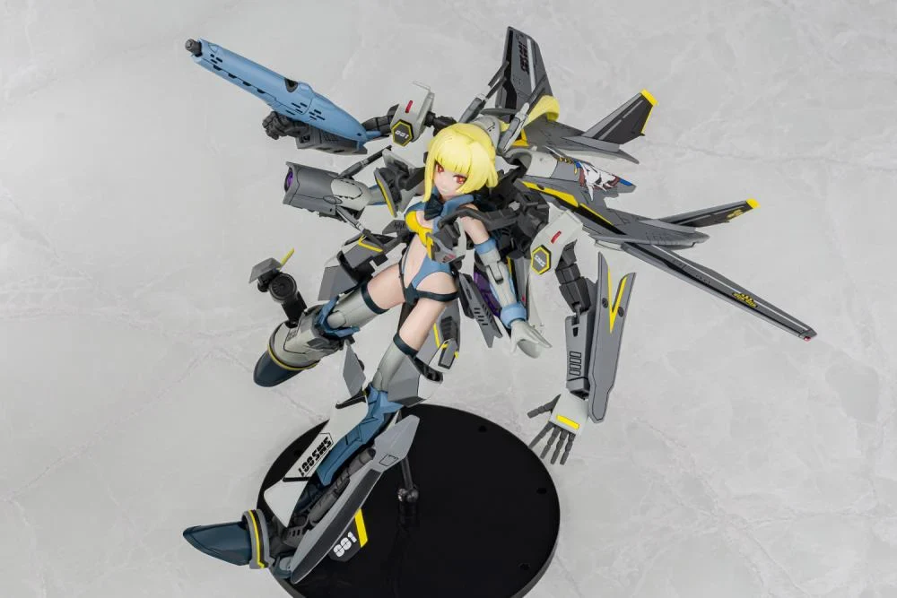 Macross Frontier V.F.G. VF-25S Super Messiah Model Kit - Image 7