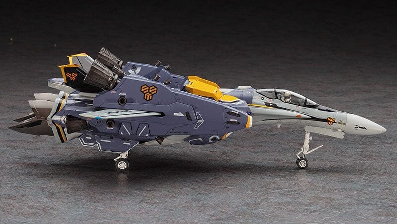 Macross Frontier VF-25F/S Super Messiah 1/72 Scale Model Kit - Image 4