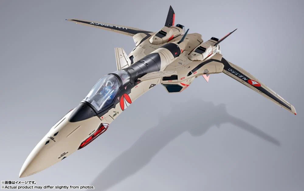 Macross Plus DX Chogokin YF-19 Excalibur (Isamu Alva Dyson Use) - Image 12