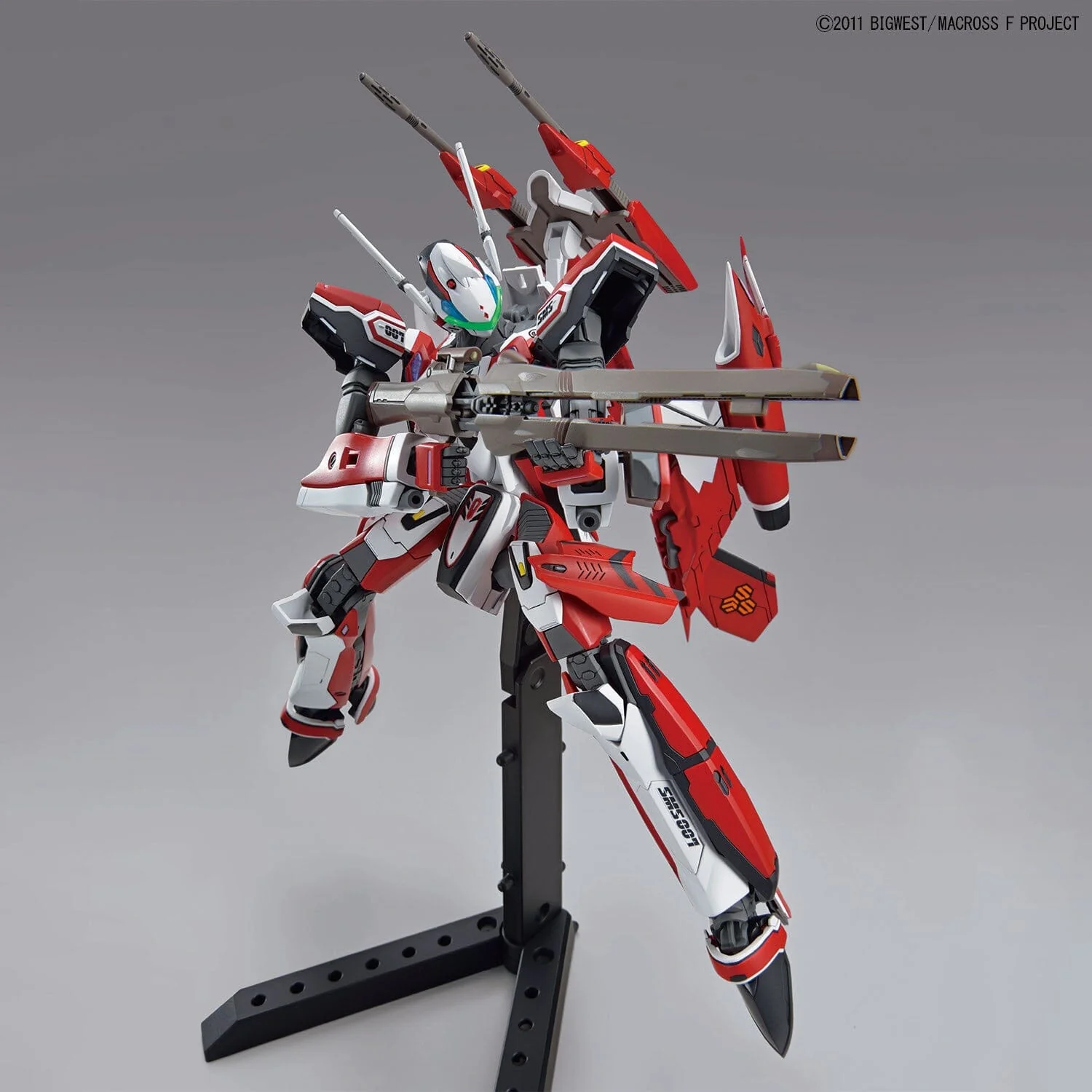 Macross Frontier HG YF-29 Durandal Valkyrie (Saotome Alto) 1/100 Scale Model Kit - Image 10