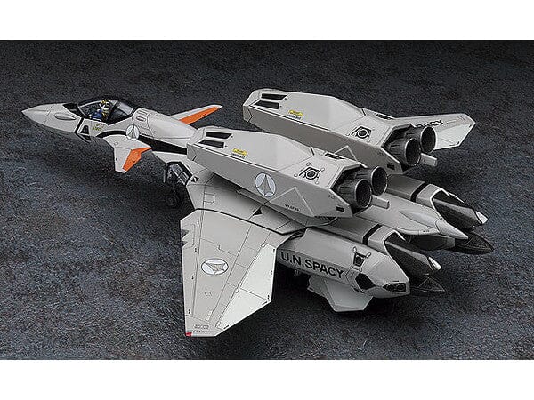 Macross Plus VF-11B Super Thunderbolt 1/72 Scale Model Kit - Image 3