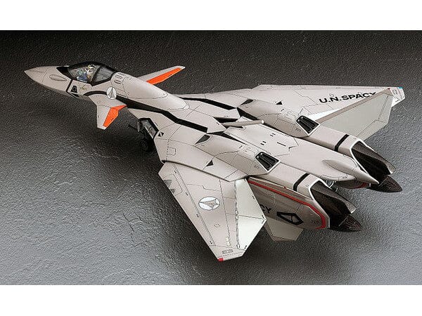 Macross Plus VF-11B Thunderbolt 1/72 Scale Model Kit - Image 12