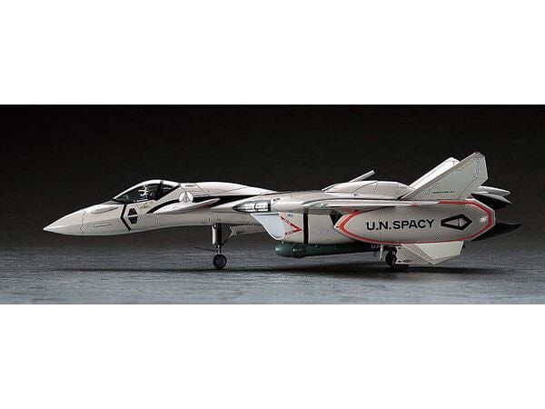 Macross Plus VF-11B Thunderbolt 1/72 Scale Model Kit - Image 13