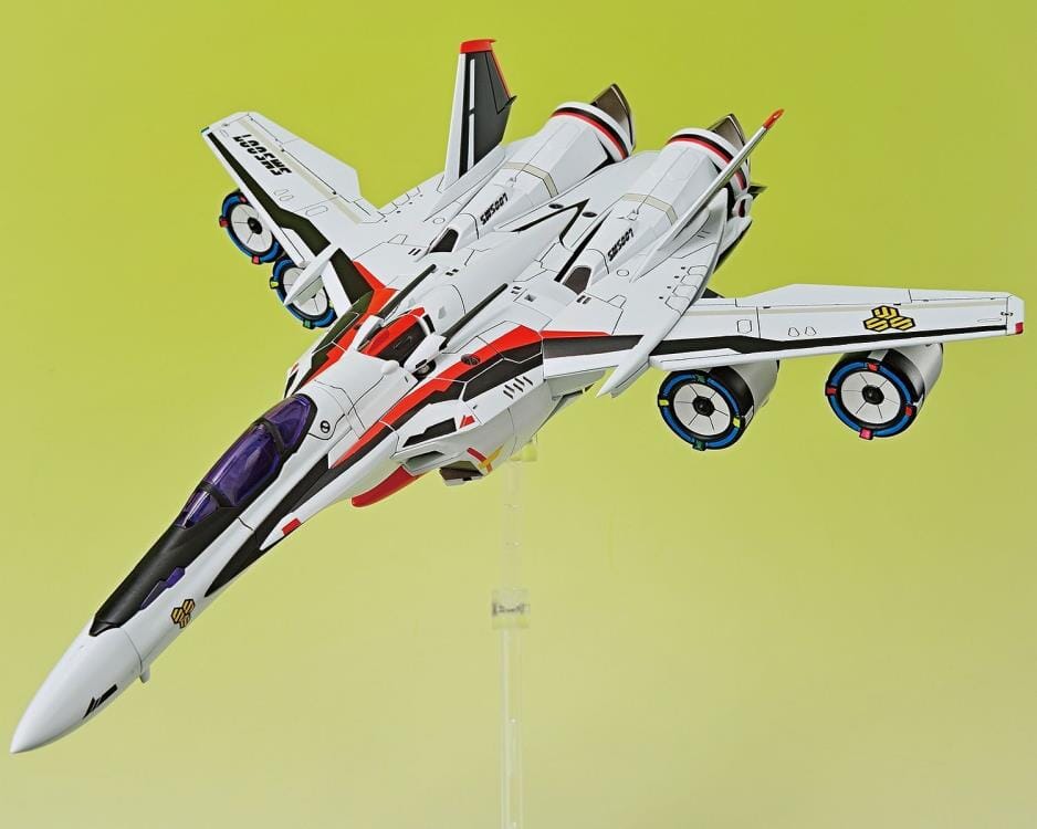 Macross V.F.G. VF-25F Messiah Ranka Lee Model Kit - Image 10