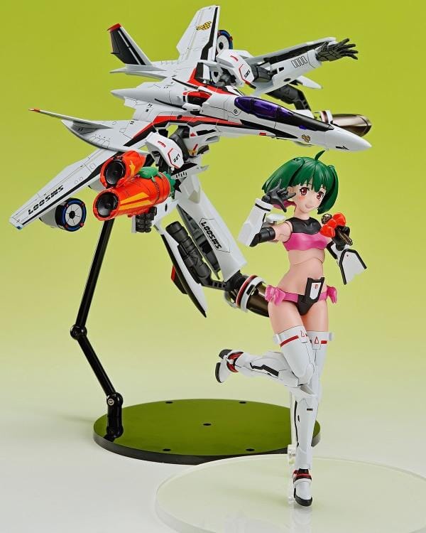 Macross V.F.G. VF-25F Messiah Ranka Lee Model Kit - Image 15