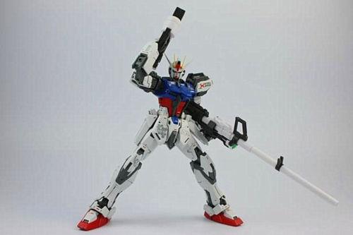 Magictoys MS Weapon set sniper rifle submachine gun for MG 1/100 Gundam. - Image 5
