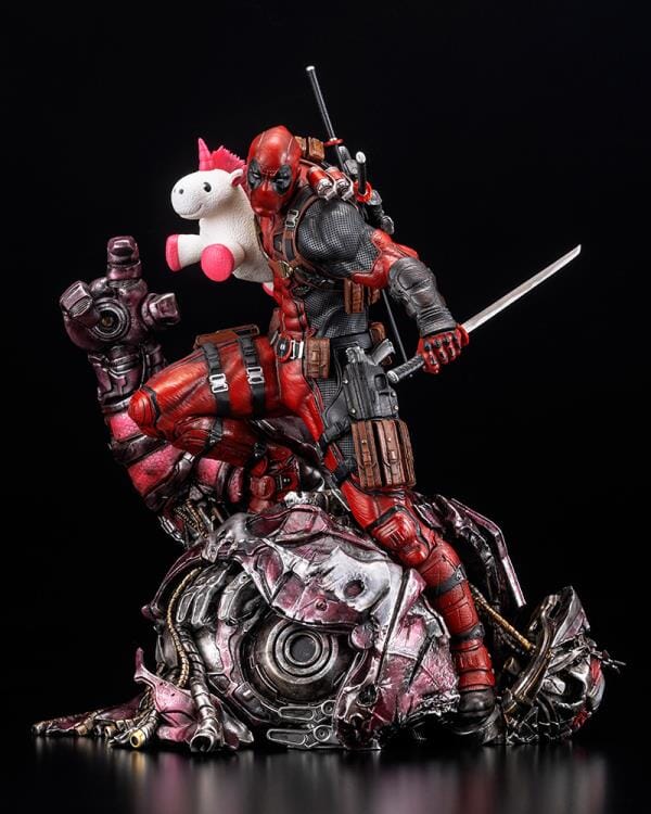 Marvel Fine Art Signature Series Deadpool Limited Edition Statue - Image 19