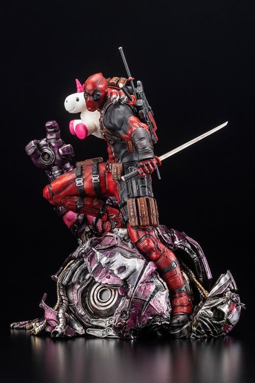 Marvel Fine Art Signature Series Deadpool Limited Edition Statue - Image 20