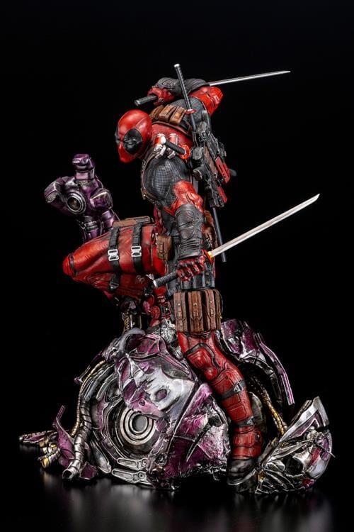Marvel Fine Art Signature Series Deadpool Limited Edition Statue - Image 3