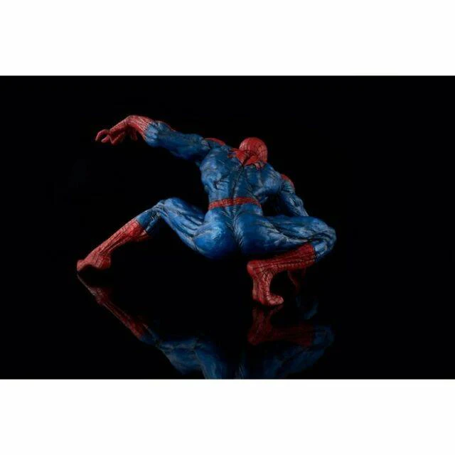 Marvel: Spider-Man Sofbinal Soft Vinyl Figure by Sen-Ti-Nel - Image 5