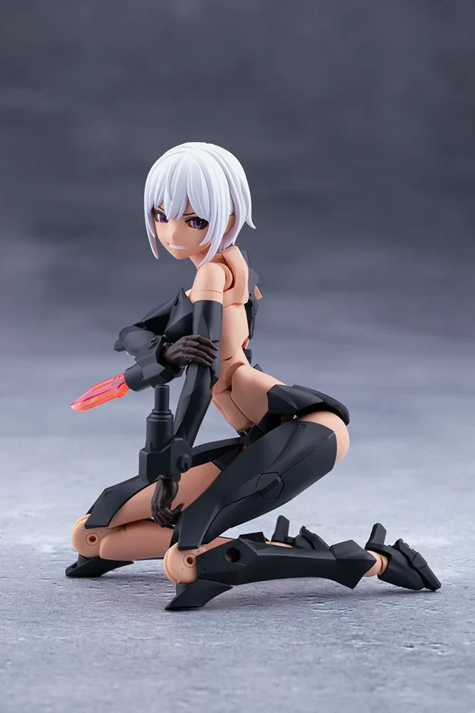 Megalomaria Unlimited Universe Emulator #2 Model Kit - Image 13