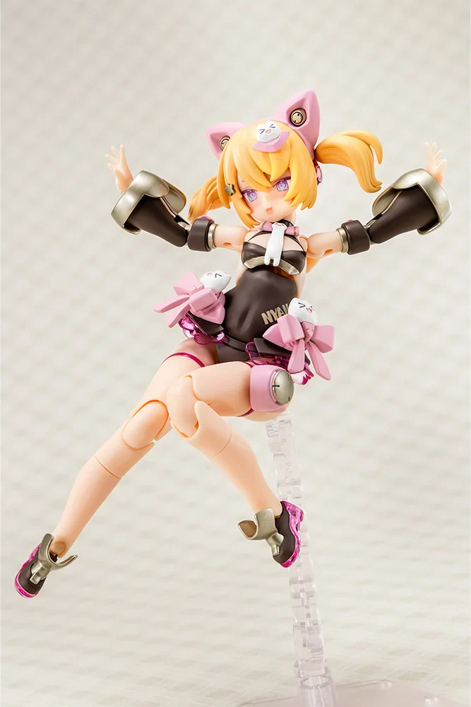 Megami Device PUNI MOFU Kuro Mao Model Kit - Image 7